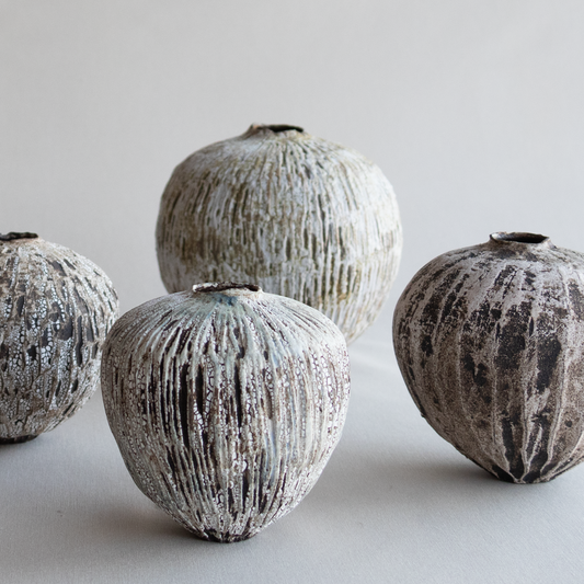 Moon Vase no.5 - Form & Objekt