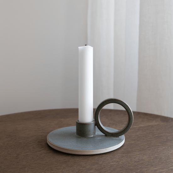 Ro lysestake - Pine - Form & Objekt